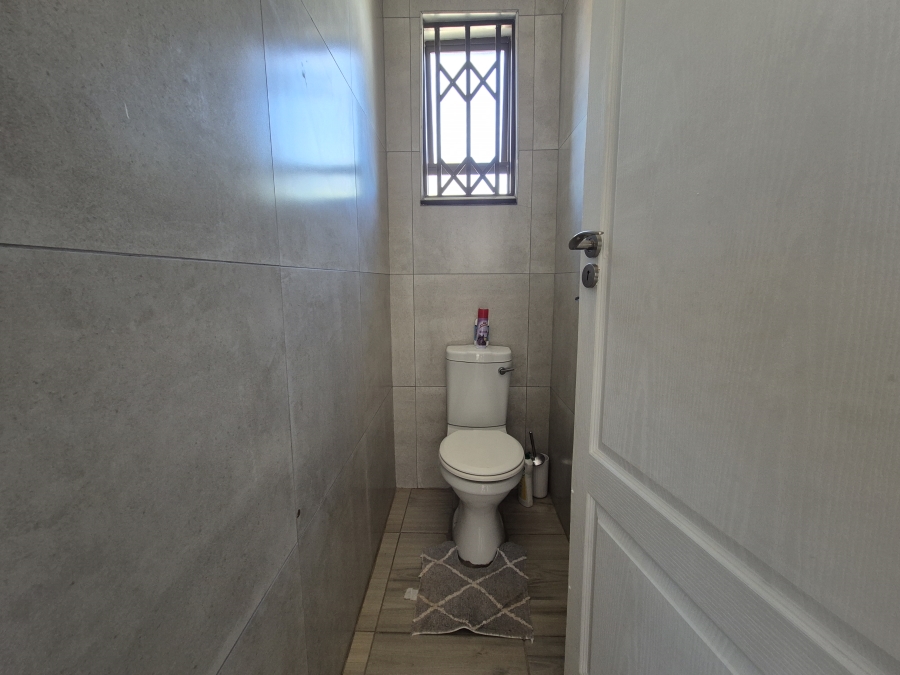 3 Bedroom Property for Sale in Stilfontein North West